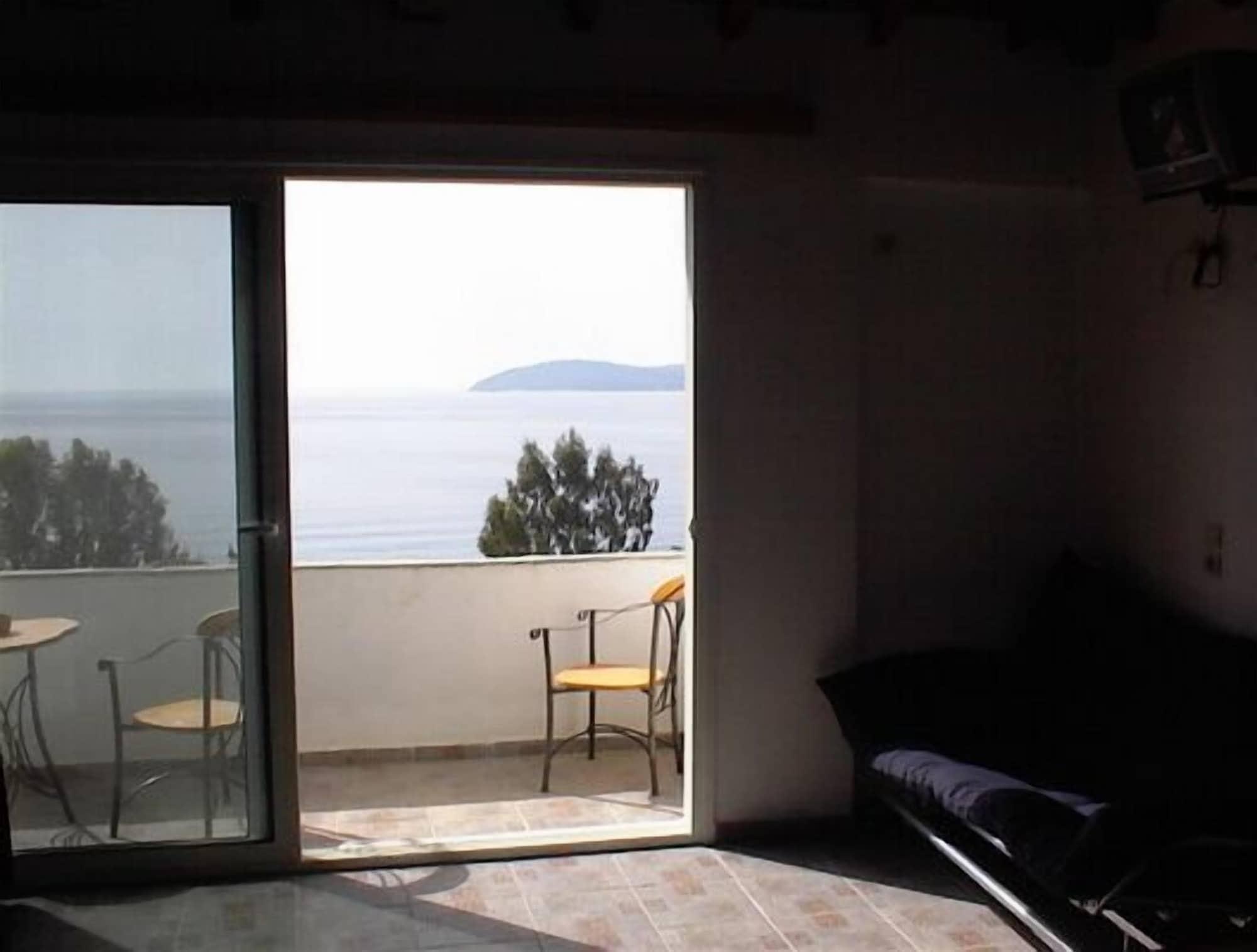 מגלי אמוס Amaranthos Skiathos View מראה חיצוני תמונה