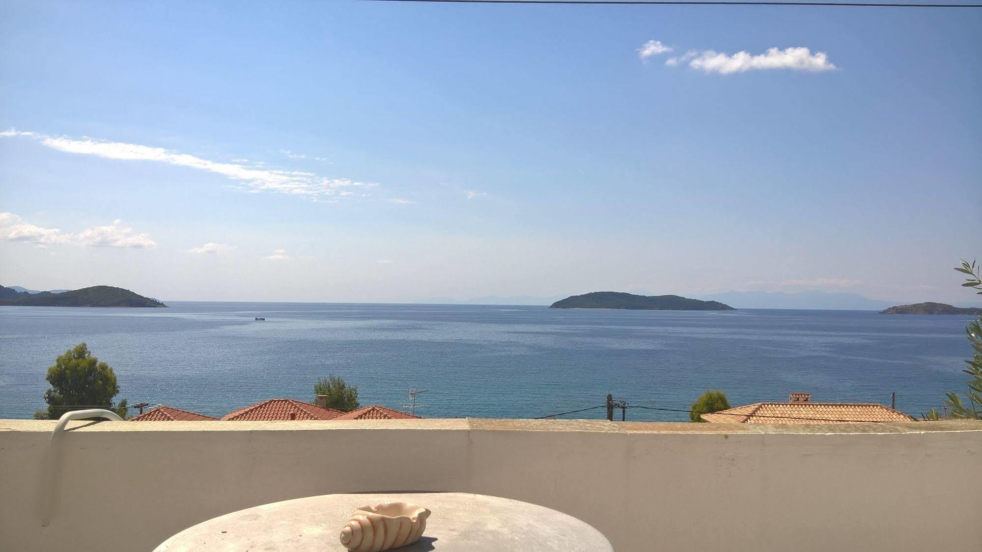 מגלי אמוס Amaranthos Skiathos View מראה חיצוני תמונה